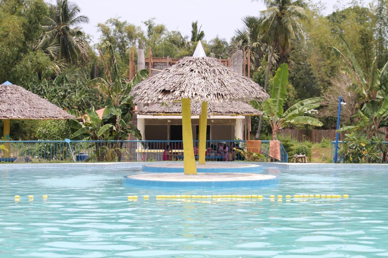 Sweetwater Resort Zamboanguita  Exterior foto